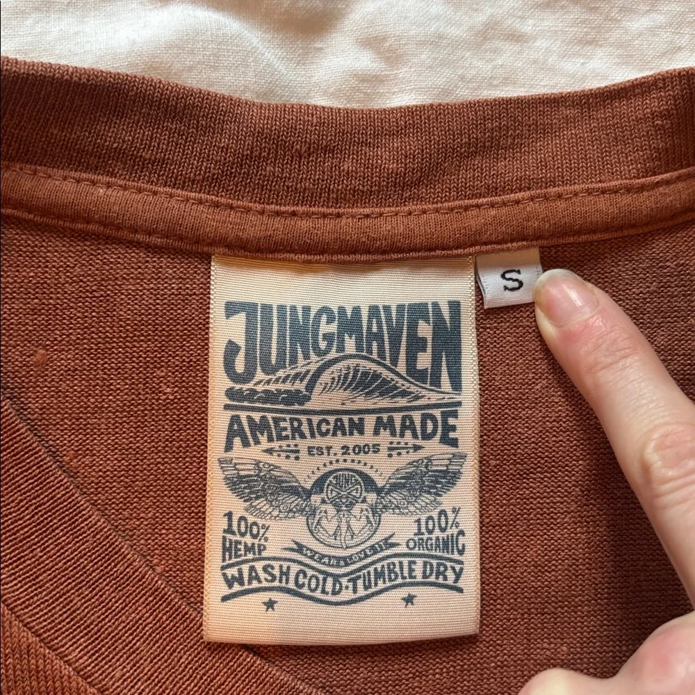 Jungmaven Silverlake Cropped Tee in Terra Cotta - Picture 4 of 6